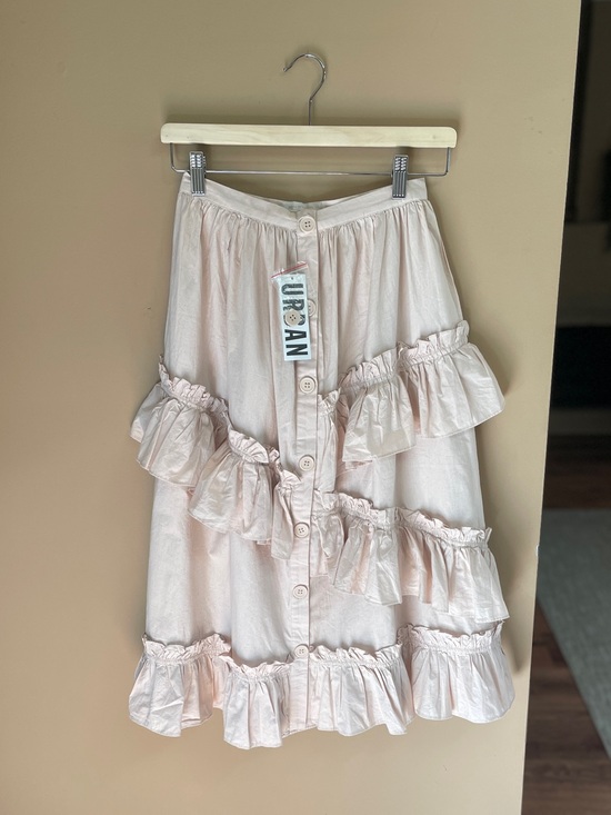 Urban Outfitters Dresses & Skirts - Urban Outfitters Womens Tiered Ruffle Asymmetric Midi Skirt XS NEW NWT Buttons